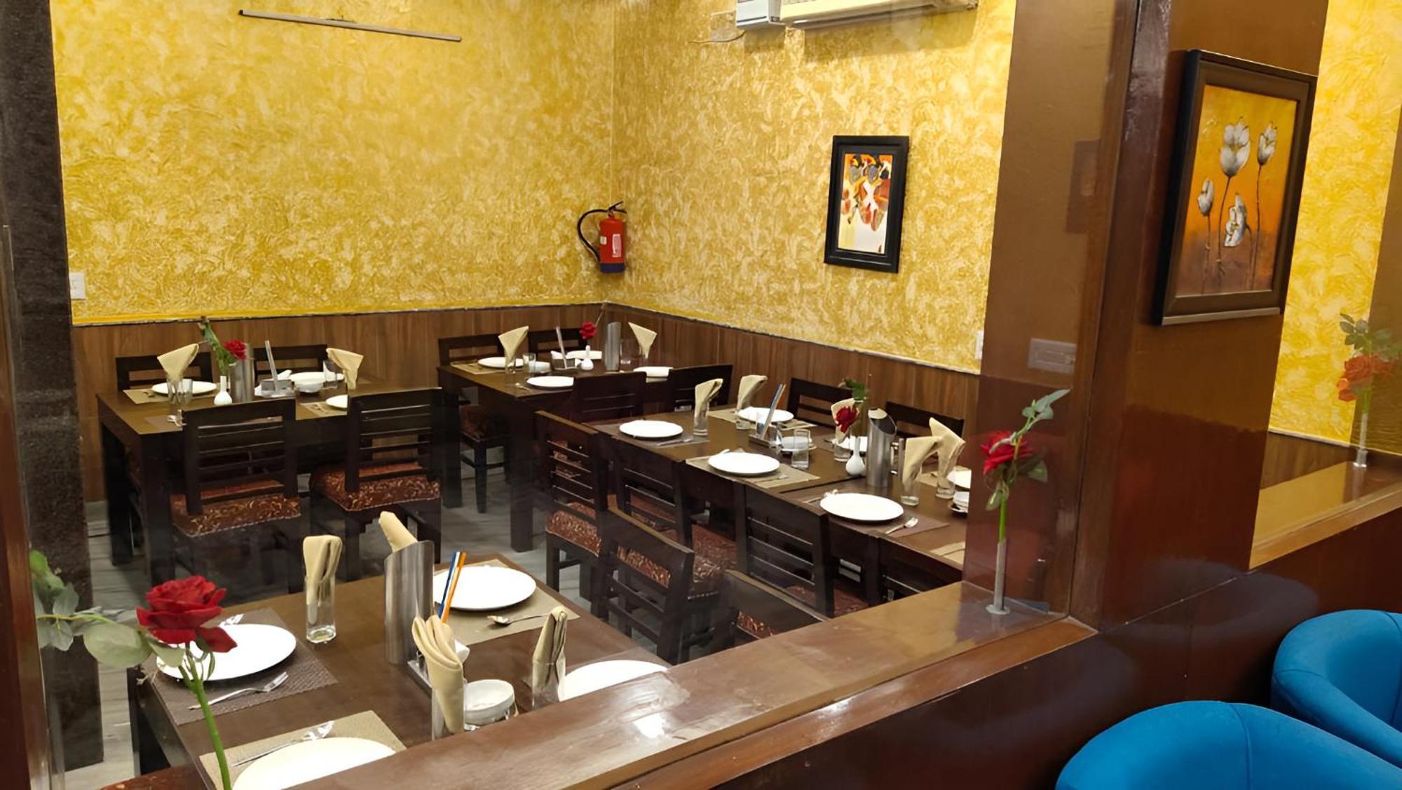 Goodluck House Near Terminal 3 Igi Airport Hotell New Delhi Eksteriør bilde
