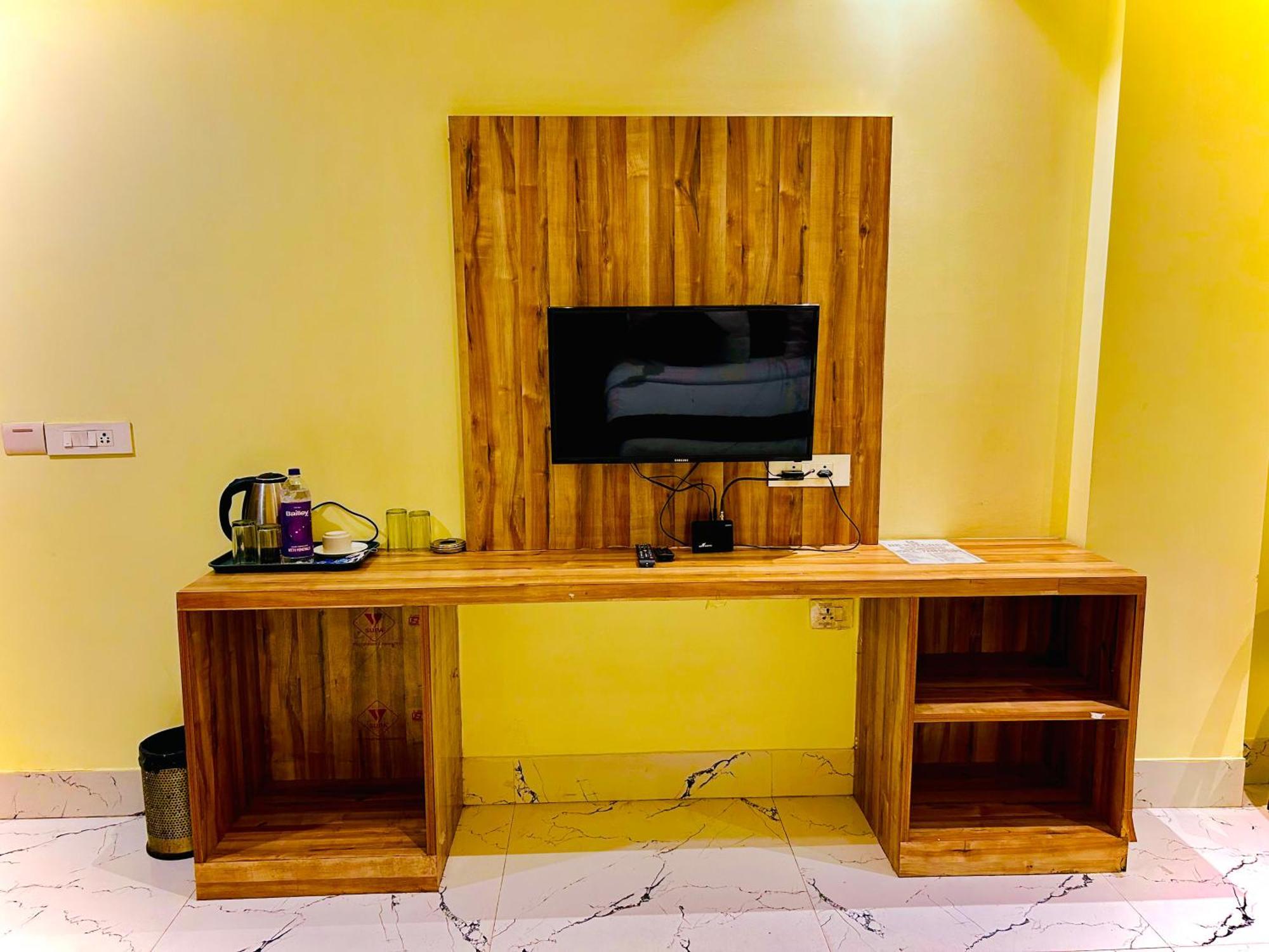 Goodluck House Near Terminal 3 Igi Airport Hotell New Delhi Eksteriør bilde