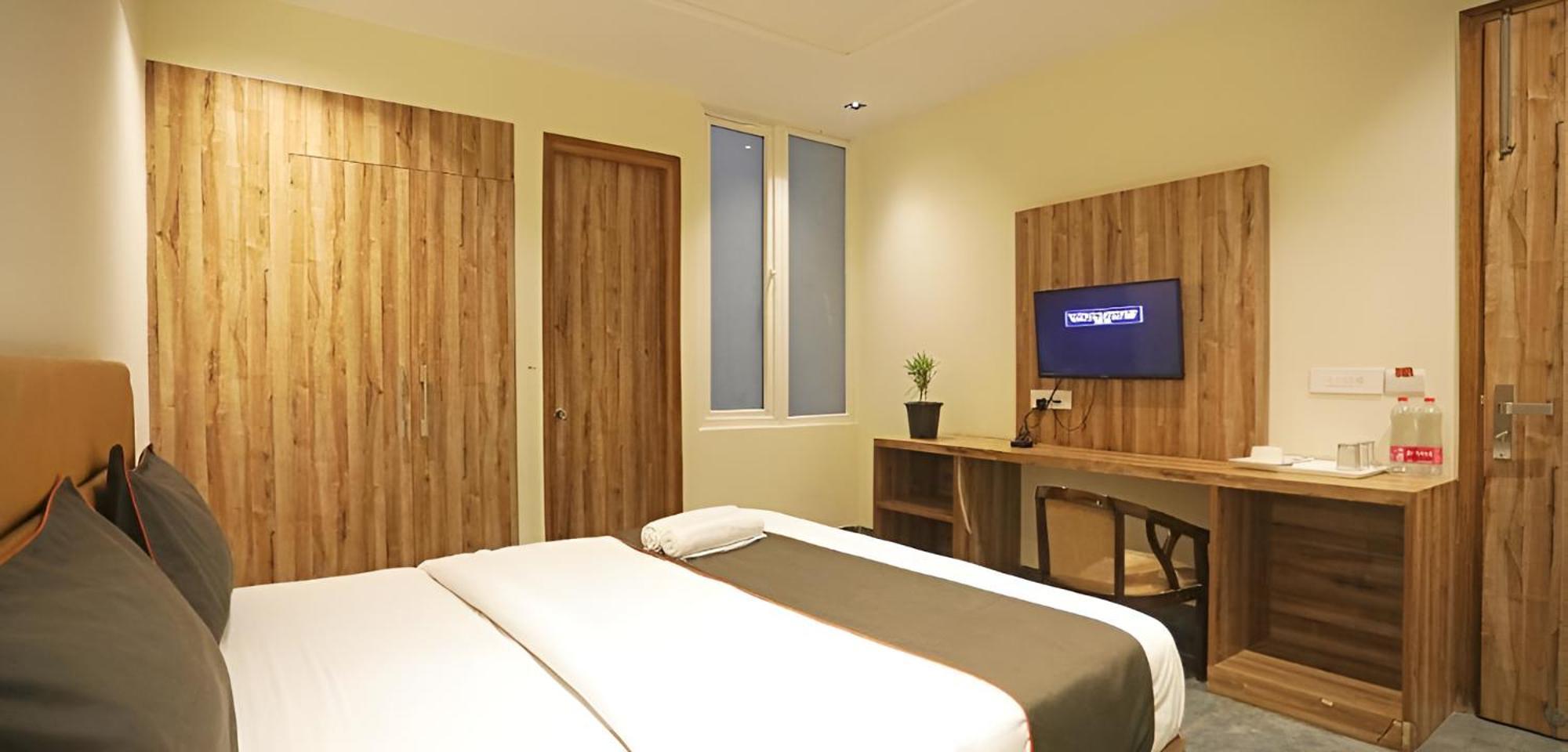 Goodluck House Near Terminal 3 Igi Airport Hotell New Delhi Eksteriør bilde